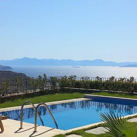 Ibak Lucia Apartamento *