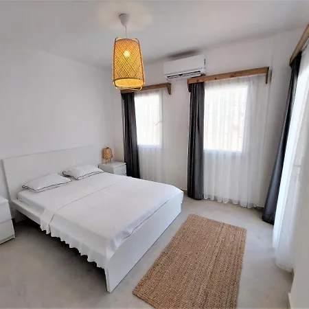Ibak Lucia Apartamento *